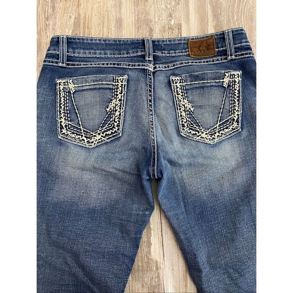 BKE Tenley Bootcut Jeans Ankle Crop Mid Rise Women’s Sz 29 - Picture 8 of 9